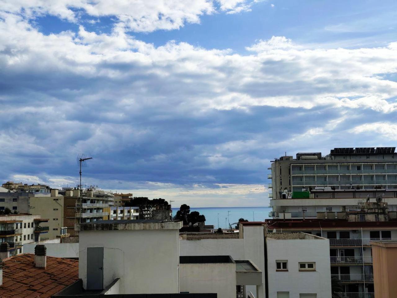 Comfy Apartment In Salou Ngoại thất bức ảnh